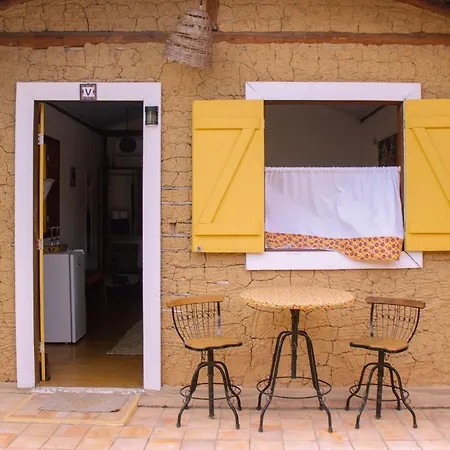Quinta Dos Samaniego - Chales Rusticos E Suites Itaunas  Exterior photo